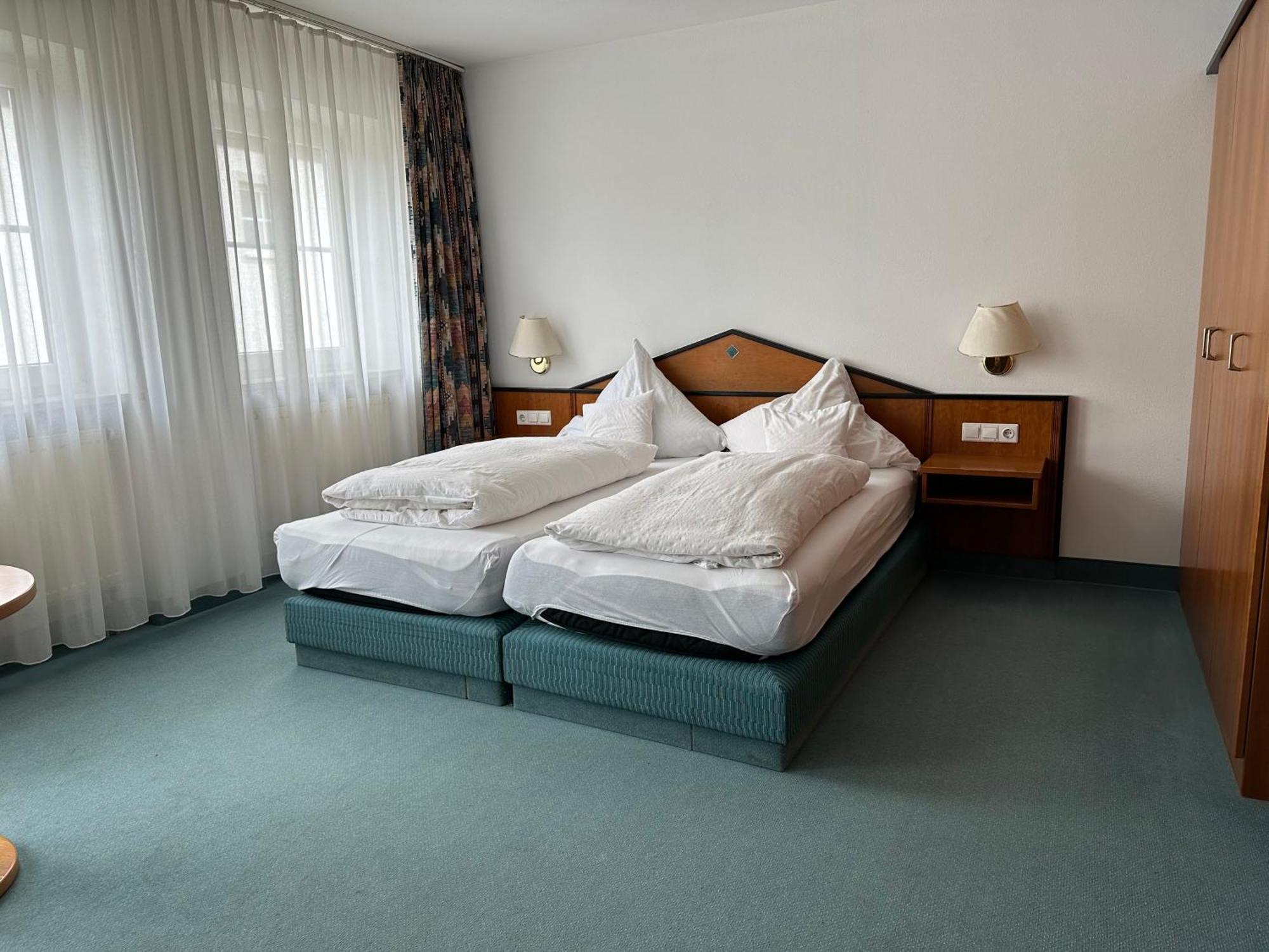 St Hotel Reichertshofen Exterior foto